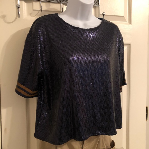 MUST GO NOW!! ✨LAST CHANCE FINAL SALE!!✨Zara Navy Blue Sequin Top - Picture 2 of 12